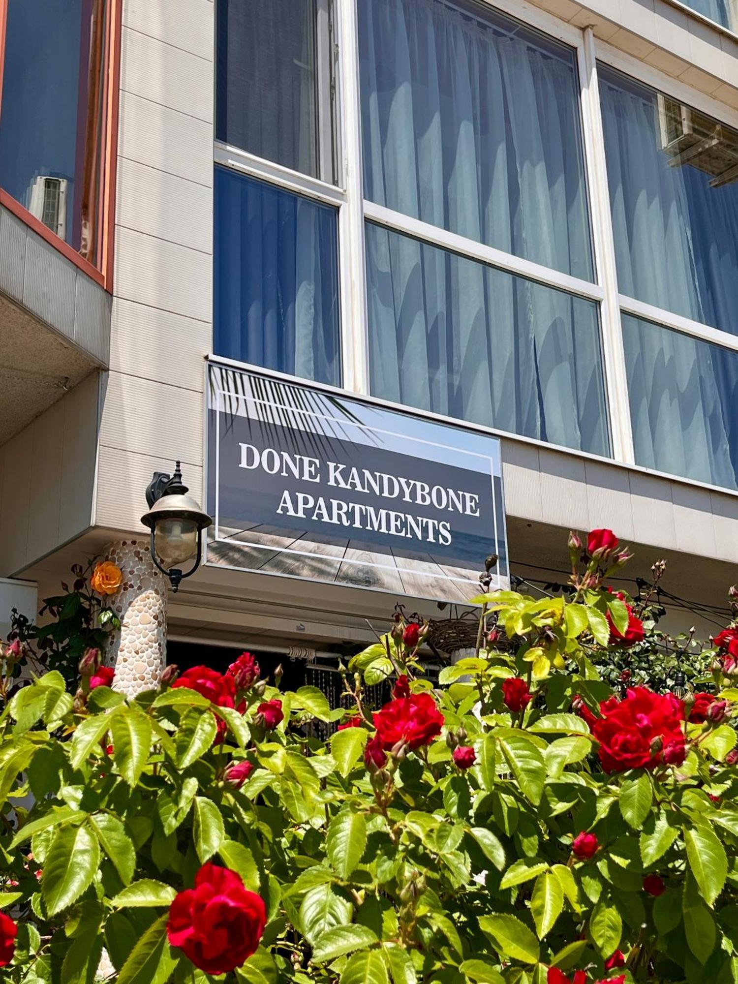 Done Kandybone Apartments Burlatsja Balka Eksteriør bilde